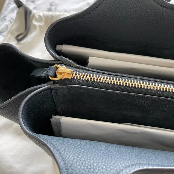 LIKE NEW Celine Trifold Deep Ocean/blue color - Picture 7 of 11